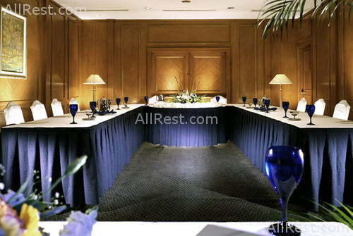 Sheraton Media Hotel & Towers 12